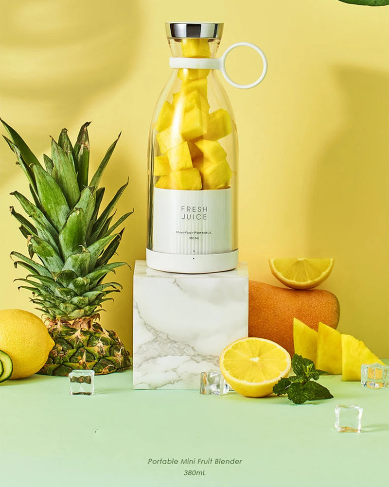 Mini Liquidificador Portátil Com Lâminas Duplas - Carregamento Via USB